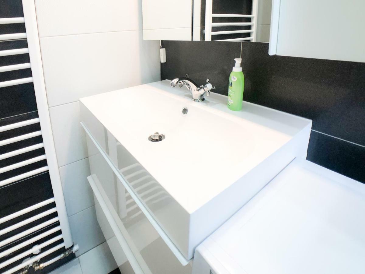 וינה Apartment Lara מראה חיצוני תמונה