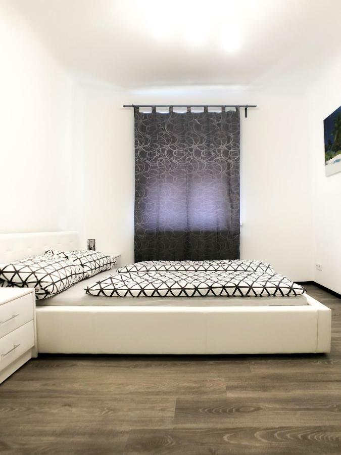 וינה Apartment Lara מראה חיצוני תמונה